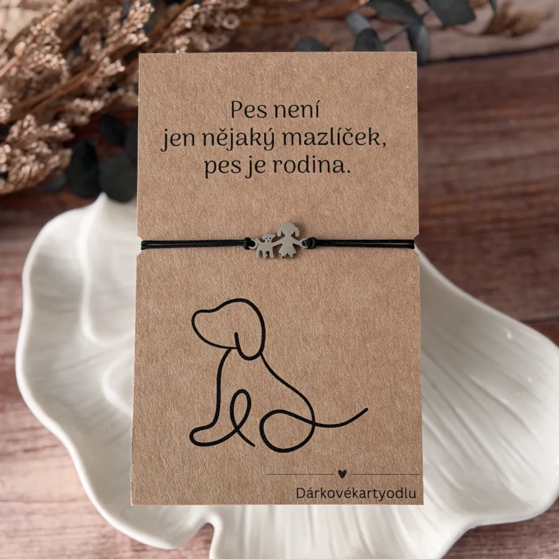 Náramek s motivem pejska a holčičky