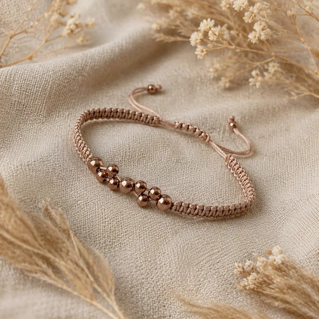 Kuličkový macrame náramek Rose Gold