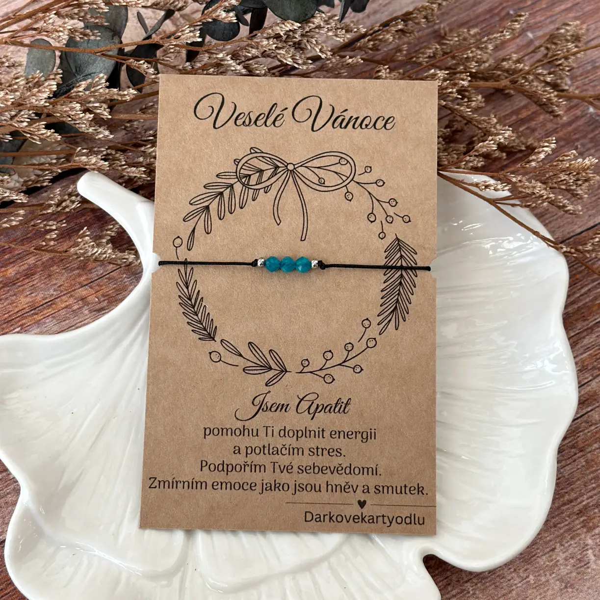 Vánoční přání s náramkem z Apatitu