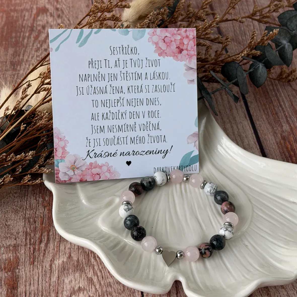 Náramek pro sestru k narozeninám
