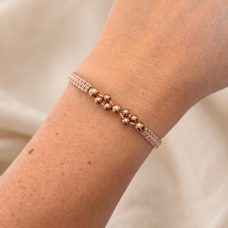 Kuličkový macrame náramek Rose Gold