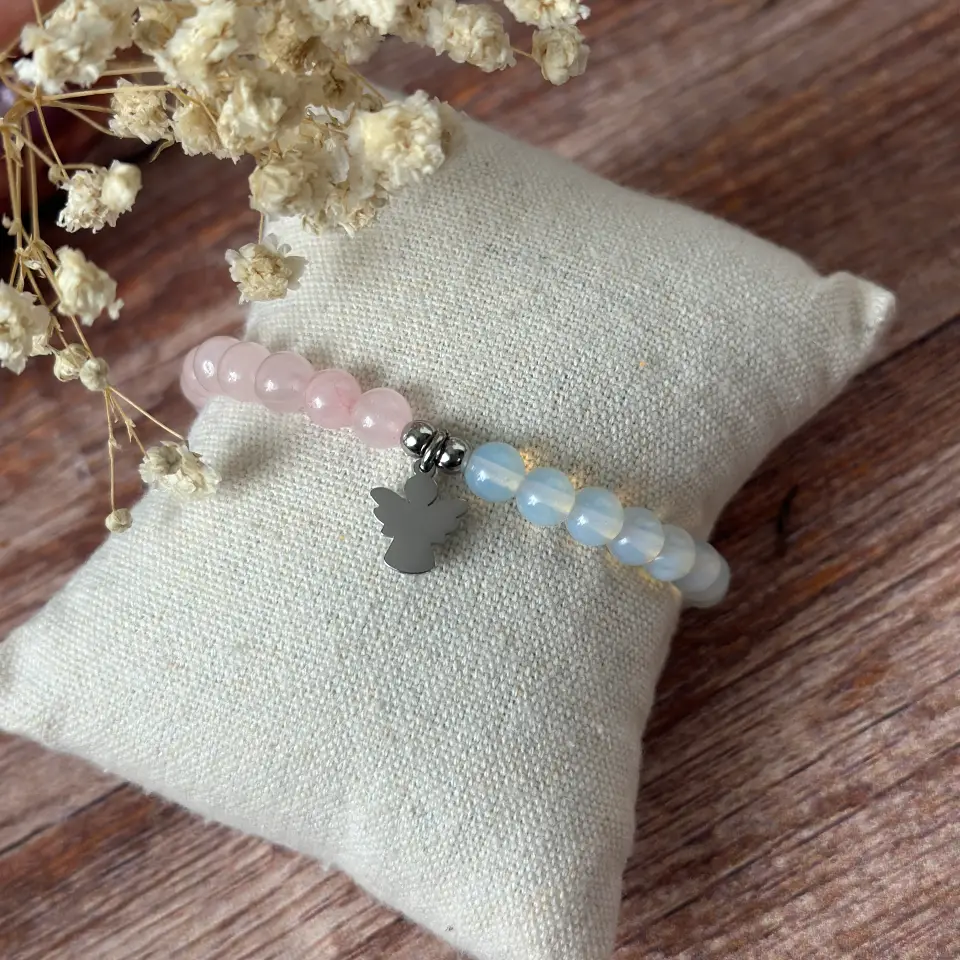 Náramek z minerálů pro kolegyni, L