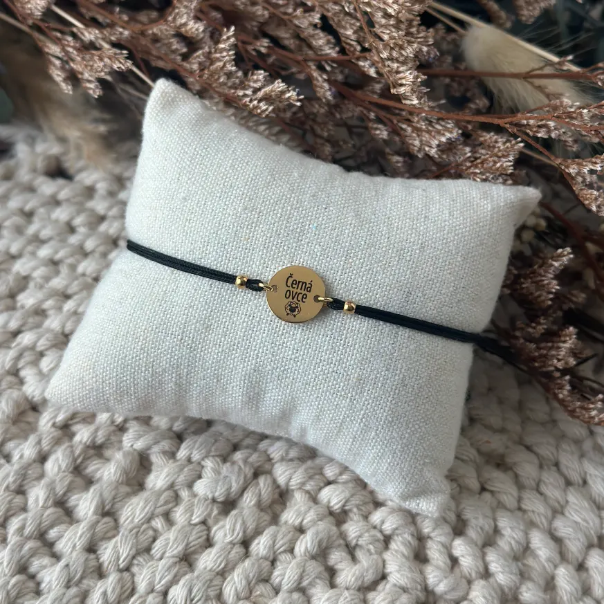 Vtipný náramek "Černá ovce"