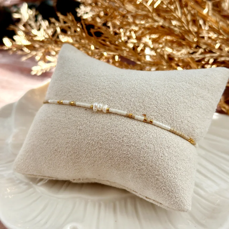 Miyuki béžový náramek s perlami, M/L, krabička