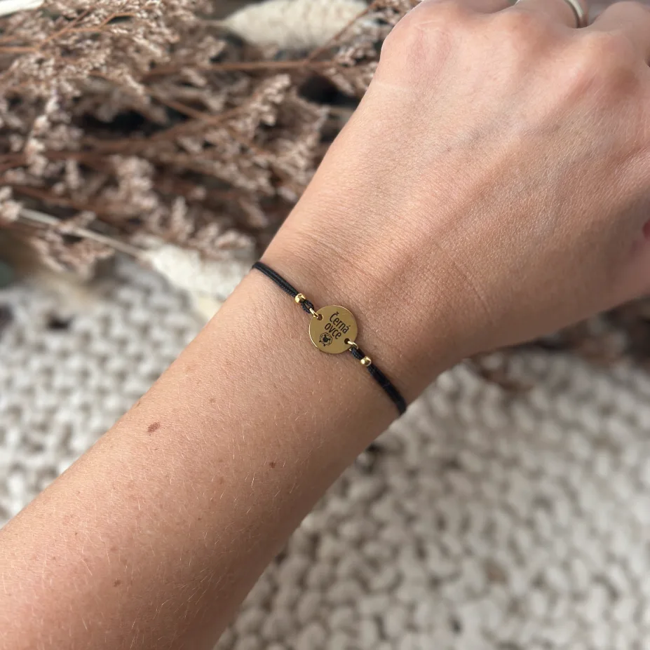 Vtipný náramek "Černá ovce"